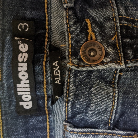 Dollhouse Alexa Ankle Cropped Jeans - Picture 2 of 9